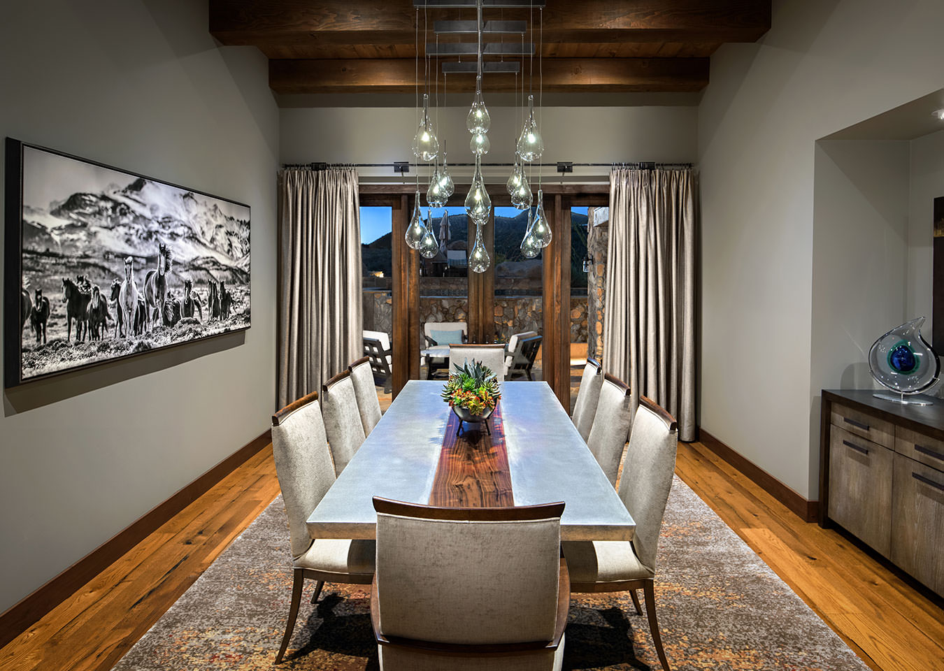 Desert Mountain Urban Lodge