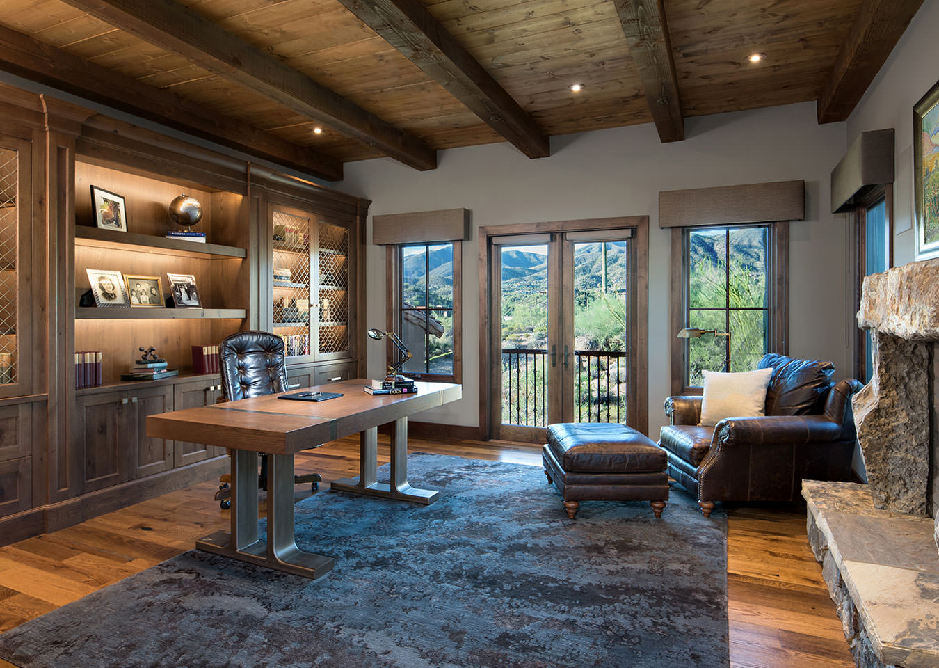 Desert Mountain Urban Lodge