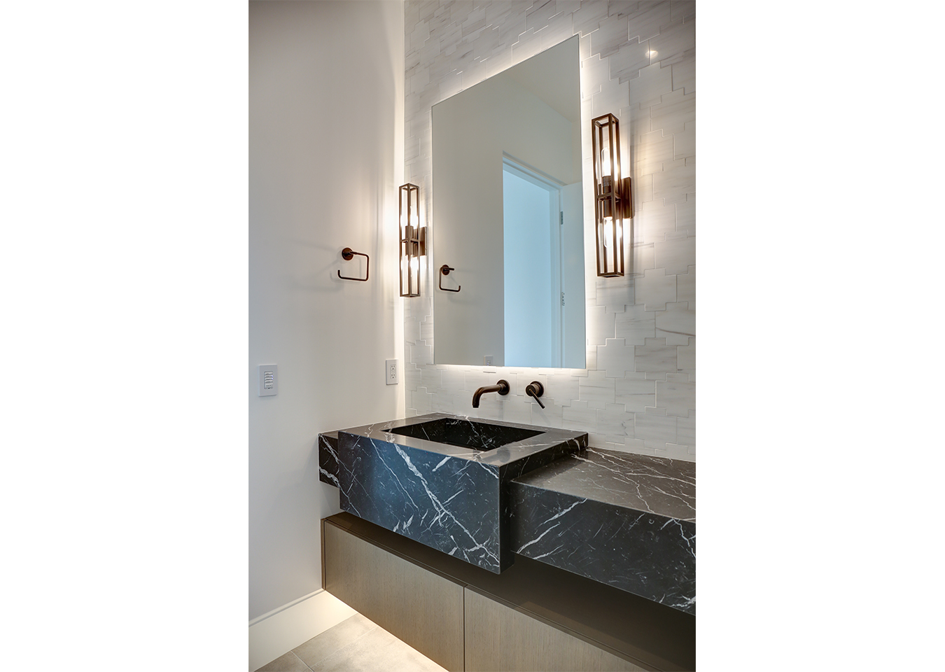 Paradise Valley New Build Details